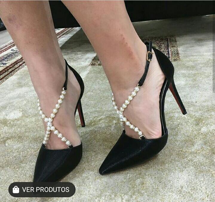scarpin com correia